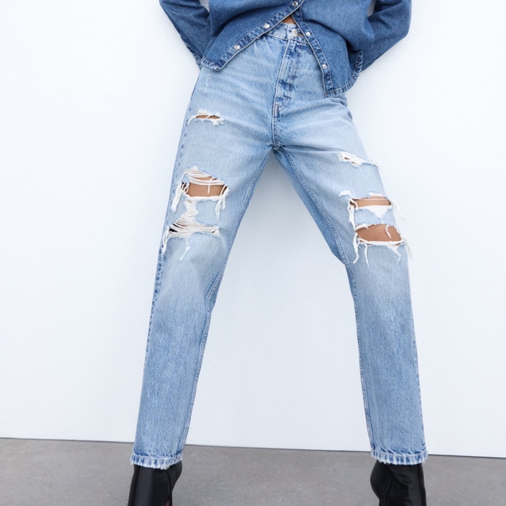 NWT Zara Ripped Mom Fit Jeans Blue ripped